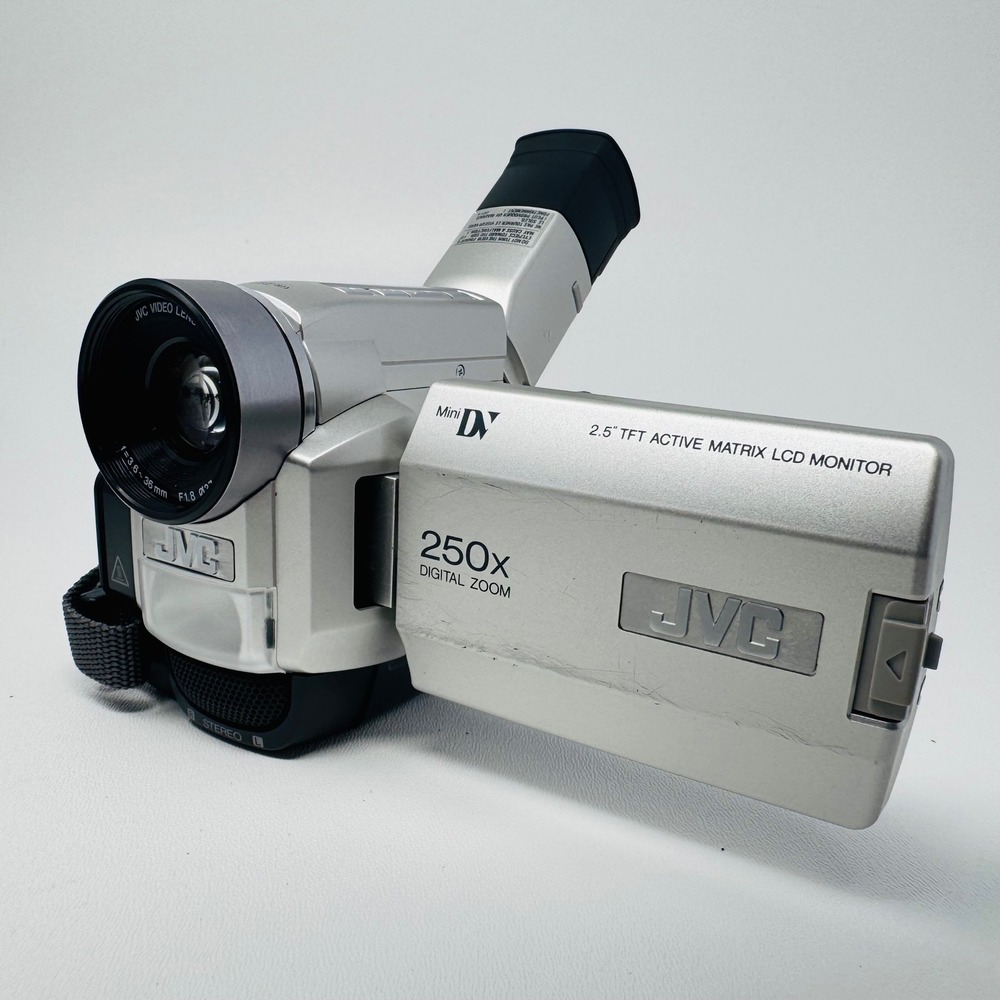 JVC GR-DVL300U MiniDV Digital Video Camera Camcorder 250x Zoom Silver Bundle